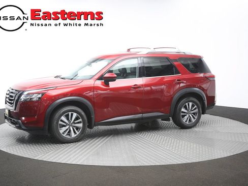 Used 2023 Nissan Pathfinder SL w/ Lighting Package (N92) AWD/4WD image 53