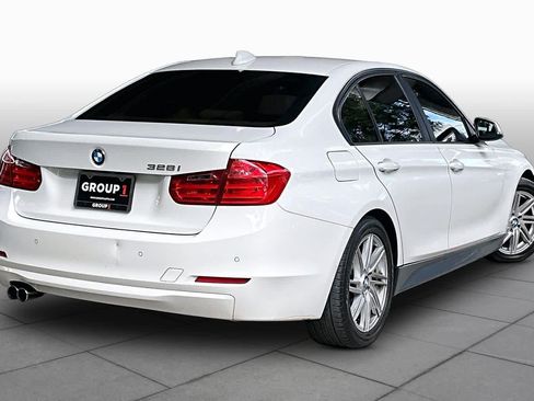 Used 2013 BMW 328i Sedan RWD image 12
