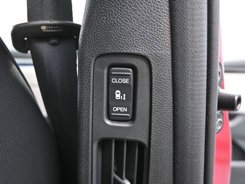 Used 2025 Honda Odyssey Elite image 48