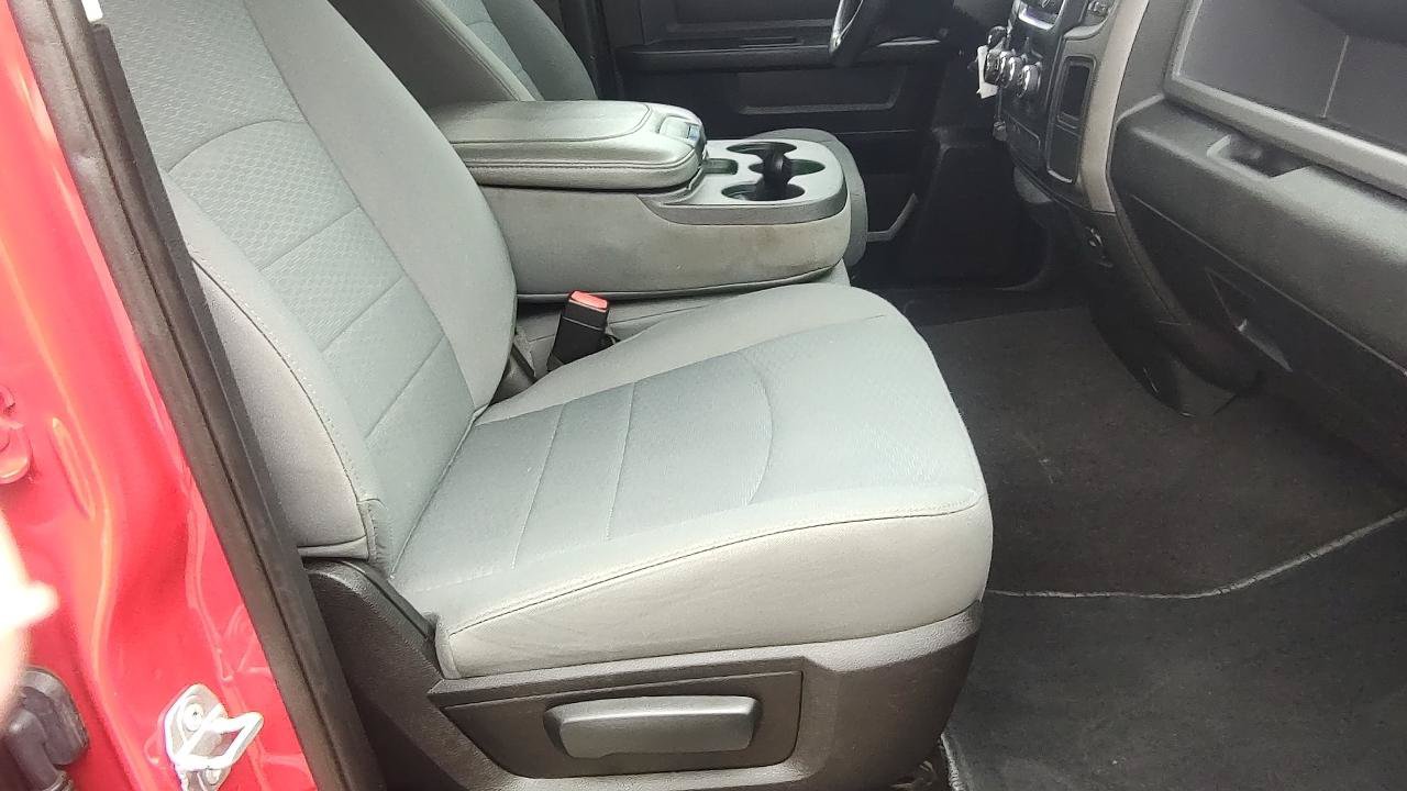 Used 2019 RAM 1500 Express w/ Express Value Package AWD/4WD image 22