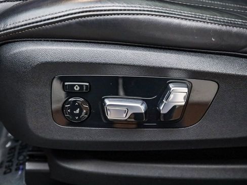 Used 2023 BMW X6 M50i w/ Executive Package image 22