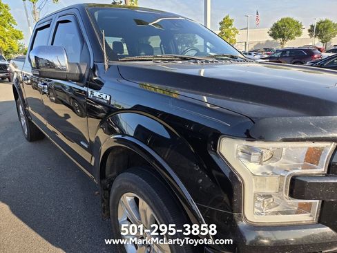 Used 2017 Ford F150 Platinum w/ Equipment Group 701A Luxury AWD/4WD image 4