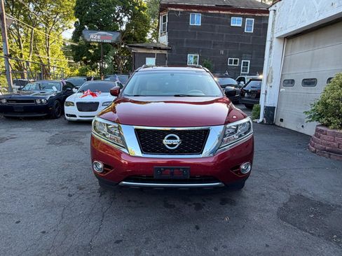 Used 2014 Nissan Pathfinder SL w/ Trailer Tow Package AWD/4WD image 14