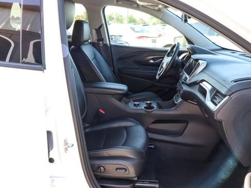 Used 2024 GMC Terrain SLT AWD/4WD image 26