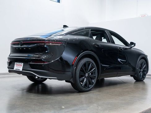 New 2026 Toyota Crown Nightshade image 7