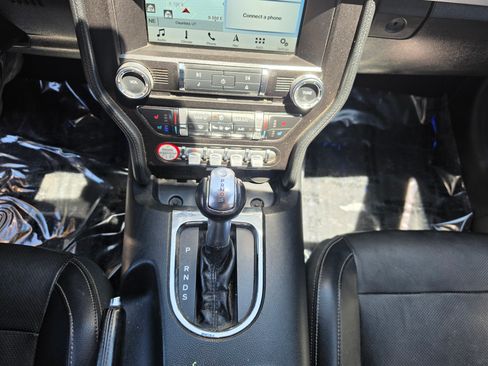 Used 2016 Ford Mustang Premium RWD image 17