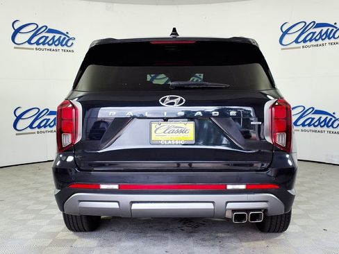 Used 2024 Hyundai Palisade Limited AWD/4WD image 4