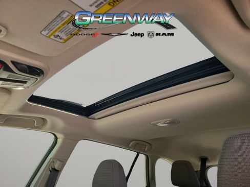 Used 2025 Subaru Outback Premium AWD/4WD image 17