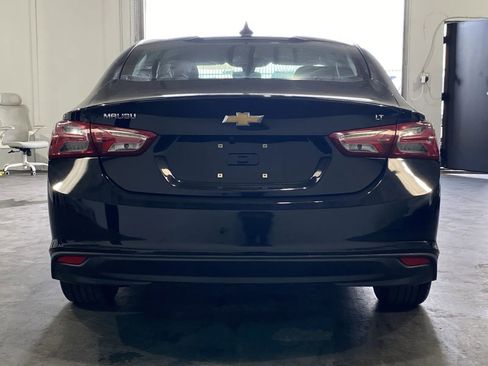 Used 2021 Chevrolet Malibu LT image 3