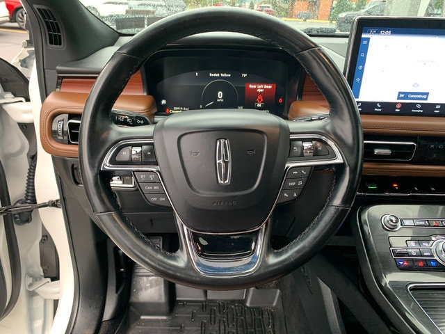 Used 2023 Lincoln Nautilus Reserve AWD/4WD image 21