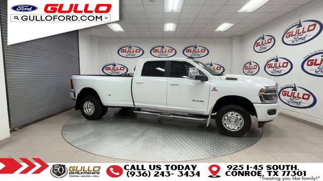 Used 2025 RAM 3500 Laramie AWD/4WD image 3