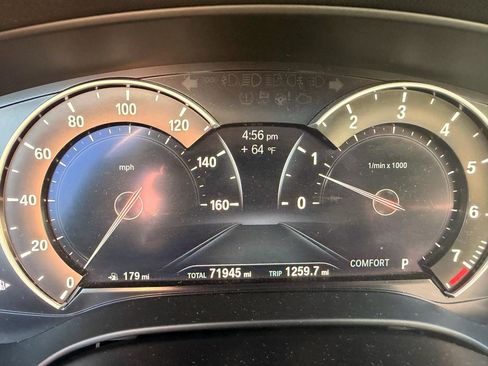 Used 2017 BMW 530i xDrive w/ Premium Package image 33