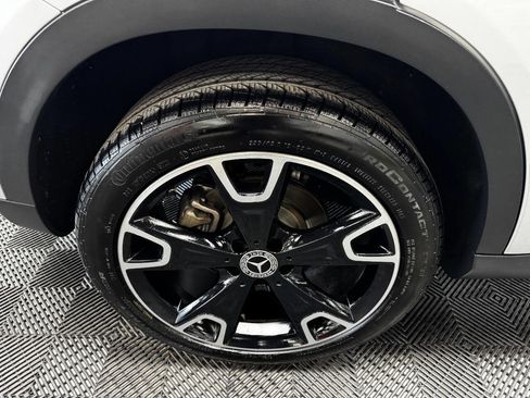 Used 2019 Mercedes-Benz GLA 250 image 17