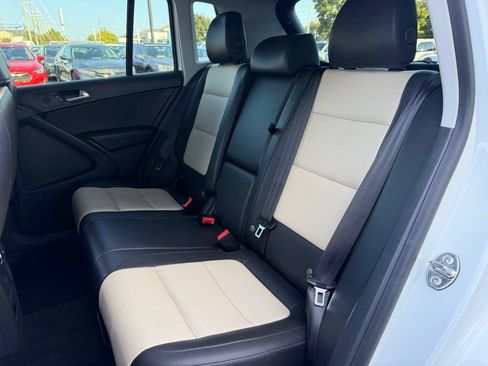 Used 2017 Volkswagen Tiguan S FWD image 8