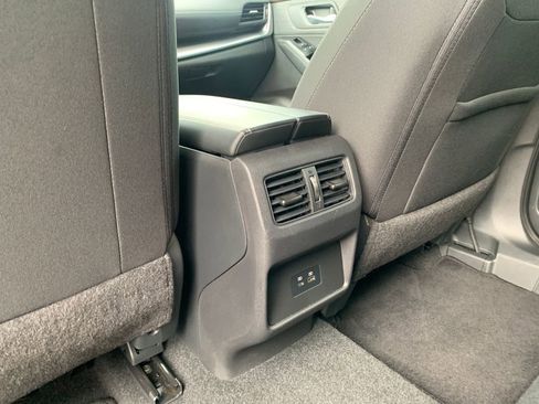 Used 2023 Nissan Rogue SV image 23