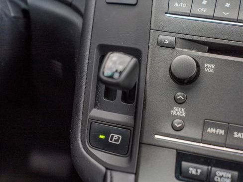 Used 2010 Lexus HS 250h Premium image 29