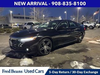 Used 2022 Honda Accord Touring video 3