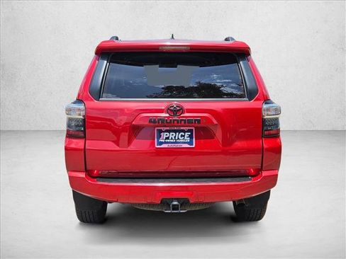 Used 2023 Toyota 4Runner SR5 AWD/4WD image 7