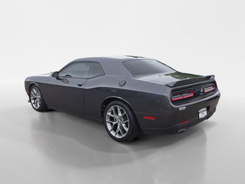 Used 2022 Dodge Challenger GT RWD image 3