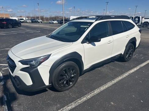 Used 2023 Subaru Outback Onyx Edition XT w/ Popular Package #2 image 1