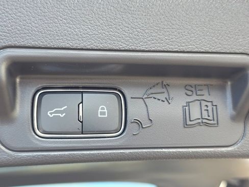 New 2026 Ford Explorer ST-Line w/ ST-Line Street Pack image 25