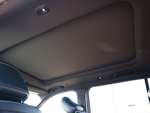 New 2025 Jeep Grand Cherokee L Limited image 32