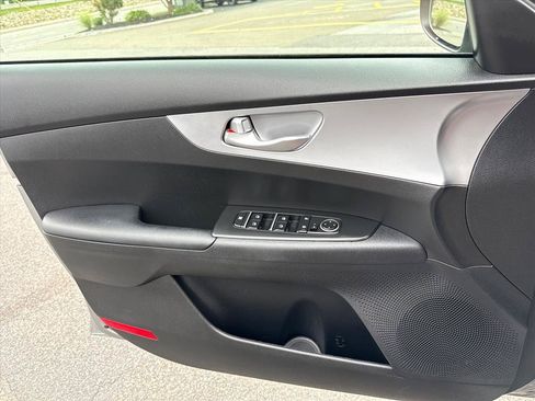 Certified 2023 Kia Forte LXS FWD image 21