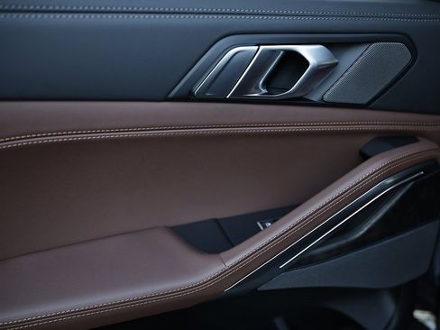 New 2026 BMW X6 xDrive40i w/ Premium Package image 23