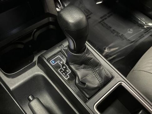 Used 2022 Toyota Tacoma SR image 19
