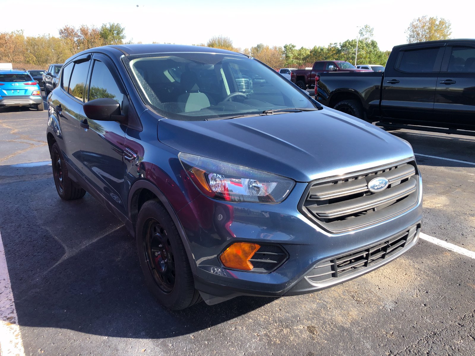 Used 2018 Ford Escape S FWD image 3