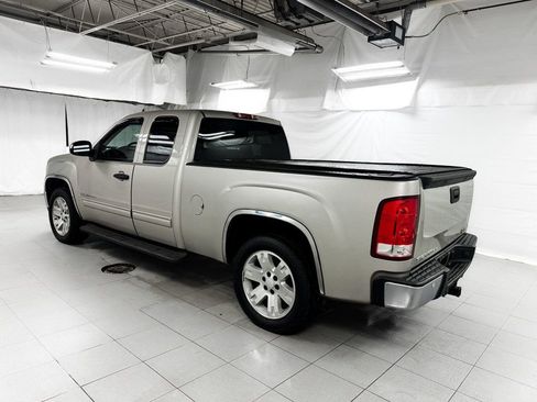 Used 2008 GMC Sierra 1500 SLE w/ Pro Grade Edition image 3