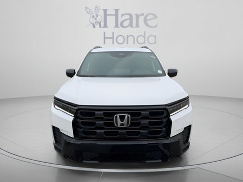 Used 2026 Honda Pilot Sport image 8
