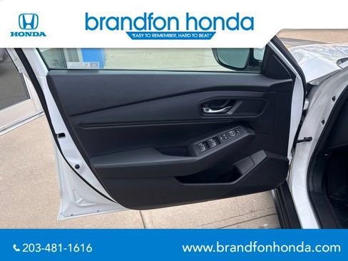 Used 2023 Honda Accord EX image 11