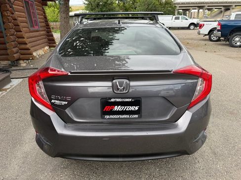 Used 2018 Honda Civic EX-T image 21