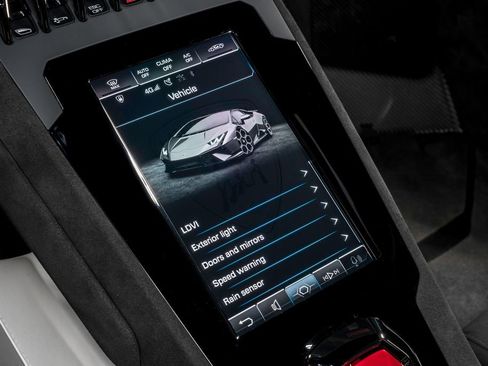 Used 2023 Lamborghini Huracan Tecnica image 27