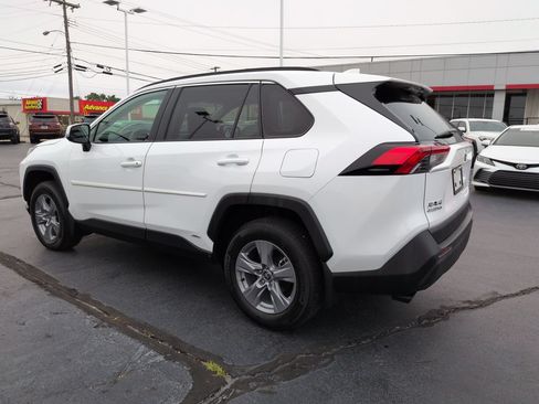 Certified 2025 Toyota RAV4 XLE w/ Convenience Package AWD/4WD image 3