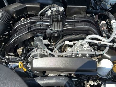 Used 2024 Subaru Outback Limited AWD/4WD image 31