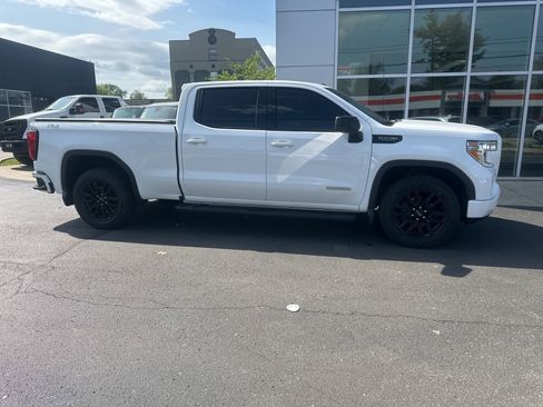 Used 2021 GMC Sierra 1500 Elevation w/ X31 Off-Road Package image 3