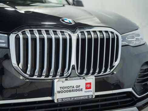 Used 2022 BMW X7 xDrive40i AWD/4WD image 13