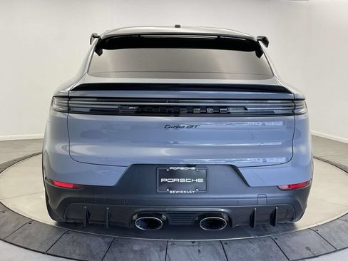 Certified 2024 Porsche Cayenne Turbo GT AWD/4WD image 6