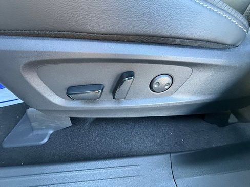 New 2025 Nissan Pathfinder SL w/ SL Premium Package image 13