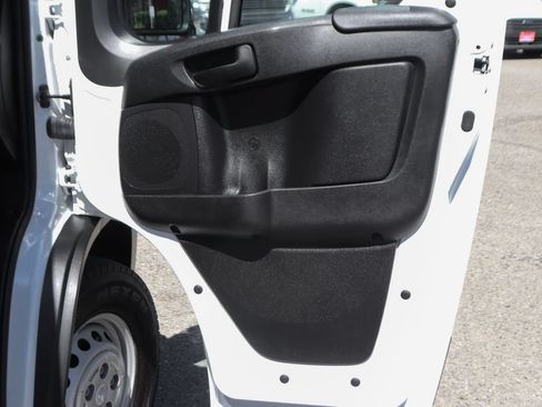 Used 2025 RAM ProMaster 2500 w/ U-Haul Equipment Group FWD image 39