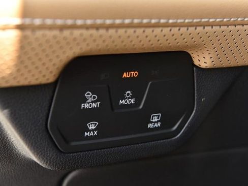New 2026 Volkswagen Atlas Cross Sport SE AWD/4WD image 10