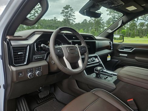 New 2026 GMC Sierra 1500 Denali AWD/4WD image 14