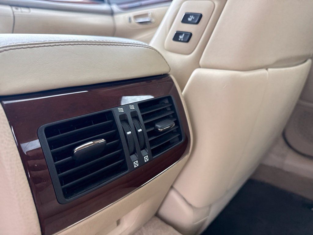 Used 2014 Lexus LS 460 w/ Comfort Package RWD image 24