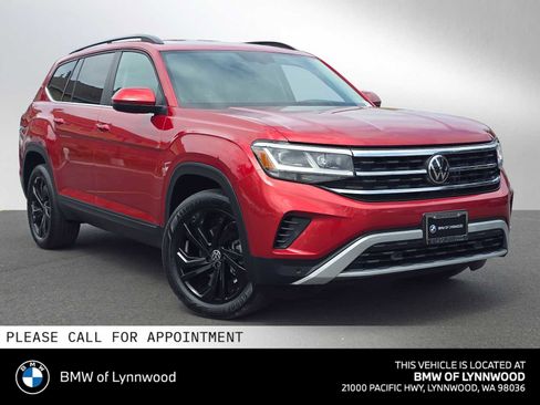 Used 2023 Volkswagen Atlas SE AWD/4WD image 1