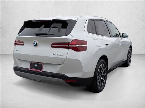 Used 2026 BMW X3 xDrive30 w/ Premium Package AWD/4WD image 2