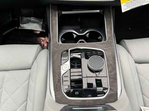 New 2026 BMW X7 xDrive40i image 13