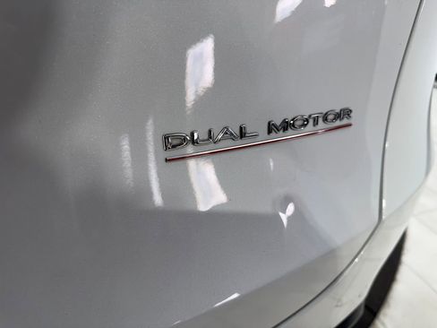 Used 2021 Tesla Model Y Performance image 23