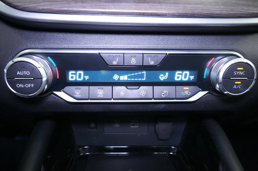 Used 2024 Nissan Altima 2.5 SL AWD/4WD image 31